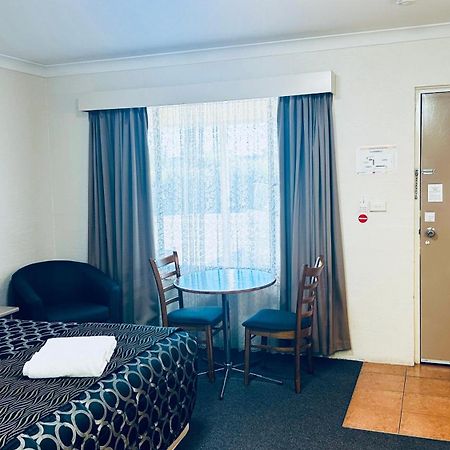 Sapphire City Motor Inn Инверелл Экстерьер фото
