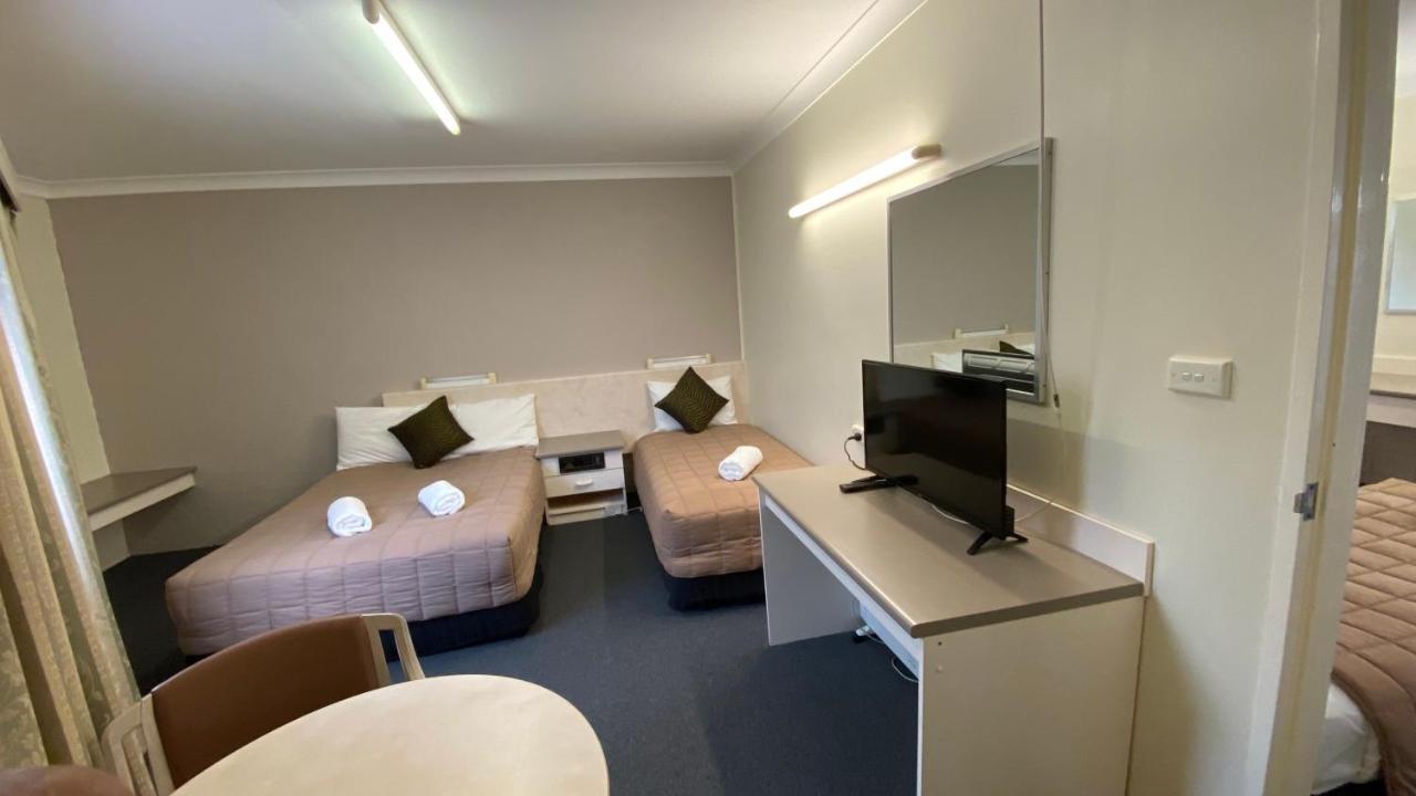 Sapphire City Motor Inn Инверелл Экстерьер фото