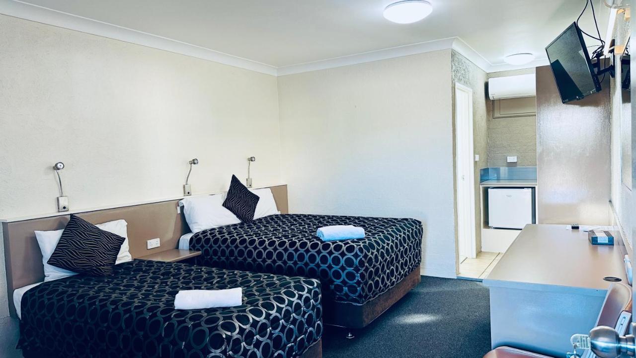 Sapphire City Motor Inn Инверелл Экстерьер фото